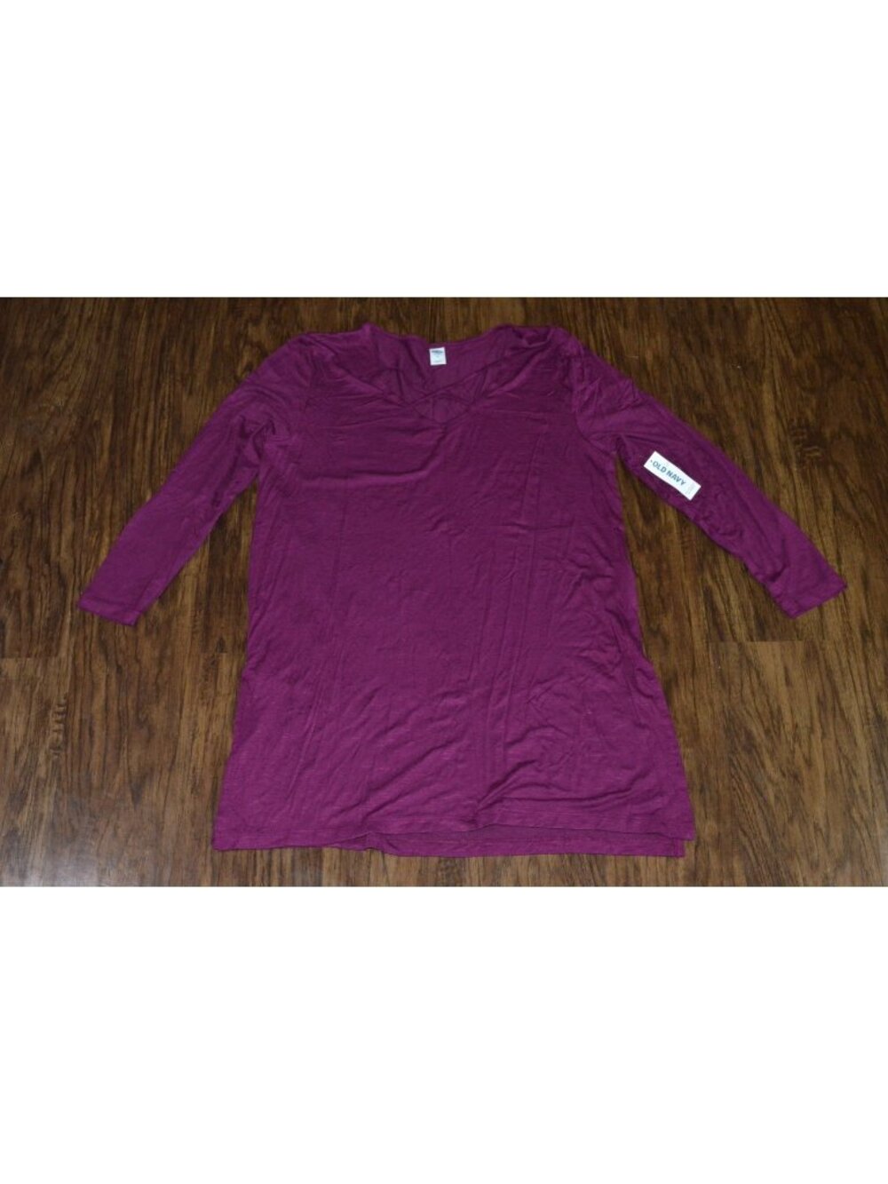 Women's Size Medium Old Navy Tunic Burgundy Shirt Casual Minimalist Basic